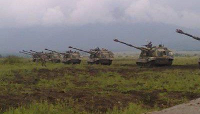 Artilerierii din Districtul Militar de Sud stăpânesc obuziere moderne autopropulsate „Msta-S”