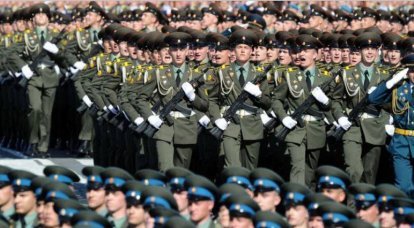 왜 러시아의 군사 개혁은 효과가 없습니까? 미국에서 본 모습