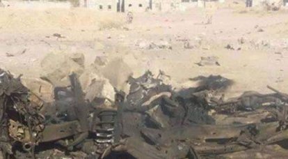 사우디 "연합"의 항공기가 예멘의 공대를 폭격했습니다.