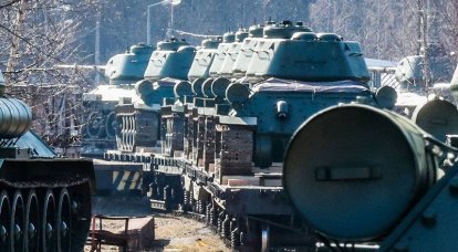 Trente chars T-34-85 sont arrivés à Alabino près de Moscou