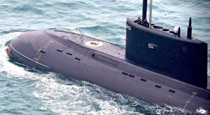 The passage of the submarine "Krasnodar" across the English Channel was removed from a helicopter