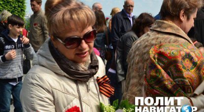 Not all Kievans were afraid of the Poroshenko ban on St. George ribbon