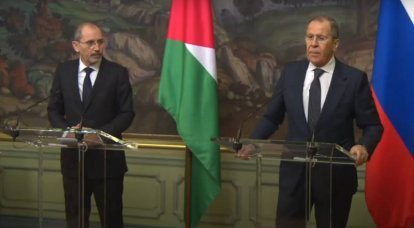 Jordanischer Außenminister: Bei der Beilegung des Ukraine-Konflikts sollten die Interessen Russlands beachtet werden