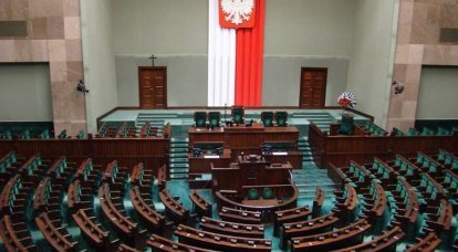 Польские избиратели поддержали аплодисментами призыв депутата прекратить «бандеризацию» страны