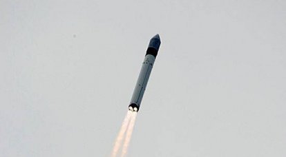 Plesetsk Cosmodrome에서 발사된 Gonets-M 위성을 탑재한 발사체 Rokot