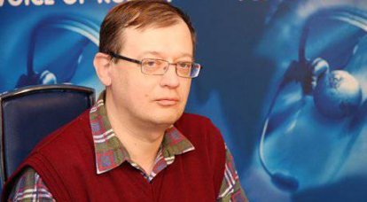 Александр Храмчихин: Страну уверяют: «Отечество в опасности!»