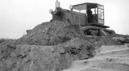 Serbatoi, campi e arachidi: trattore pesante Vickers Shervick