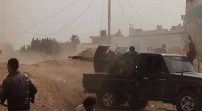 O exército de Haftar derrotou as forças do PNS ao sul de Trípoli e se muda para Garyan