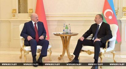 СМИ: Лукашенко и Алиев обсуждали возможность поставок РСЗО "Полонез" Азербайджану