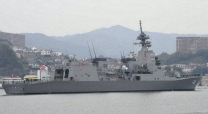 Japon Donanması yeni Shiranui projesi 25DD destroyerini aldı