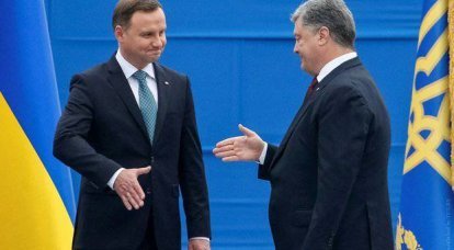Ukrayna ve Polonya, Avrupa Parlamentosu'nun "Gazprom" un doğal gaz boru hattına kabulüne ilişkin kararını eleştirdiler.