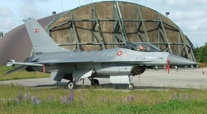 שר ההגנה הליטאי הכריז על תאריכי המסירה של המנה הראשונה של מטוסי F-16 לאוקראינה