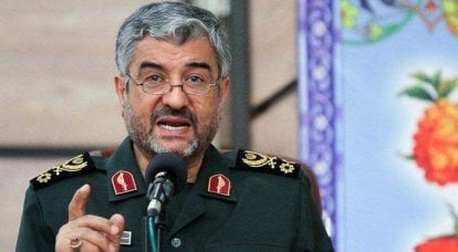 Командир КСИР прокомментировал слова Макрона о ракетной программе Ирана