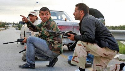 "Revolucionários vencedores" na Líbia já lutam entre si