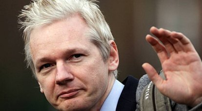 Nos Estados Unidos, encontrou um novo pretexto para a prisão de Julian Assange