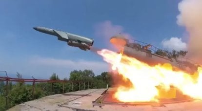 El uso de misiles antibuque P-35 por parte del DBK móvil "Redut" y del DBK estacionario "Utyos" contra objetivos terrestres en el territorio de Ucrania