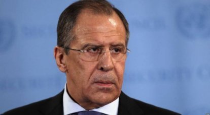 Lavrov explicou a impossibilidade de levantamento unilateral de sanções pela Rússia