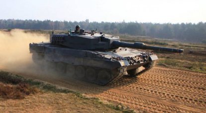 Ukrayna için Polonya tank merkezi: enayi olmadan hayat kötü