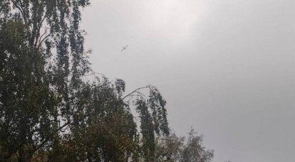 Die russische Luftverteidigung neutralisierte fünf ukrainische Drohnen, die versuchten, Smolensk anzugreifen