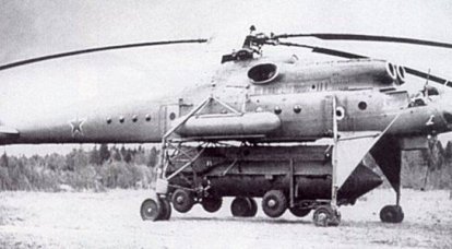 Lanzacohetes soviético 9P116 (ZIL-135В)