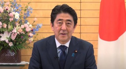 No Japão, um homem não identificado abriu fogo contra o ex-primeiro-ministro Shinzo Abe
