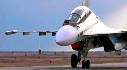 Exercícios em larga escala de lutadores Su-30CM na Criméia: filmagens inesquecíveis