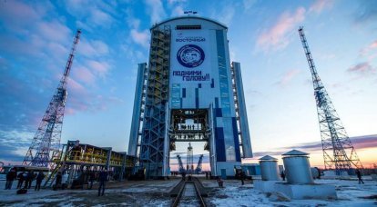 Медведев: Роскосмос срывает сроки строительства "Восточного"