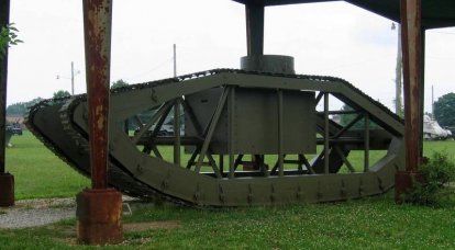 Легкий танк Pioneer Tractor Skeleton Tank (США)