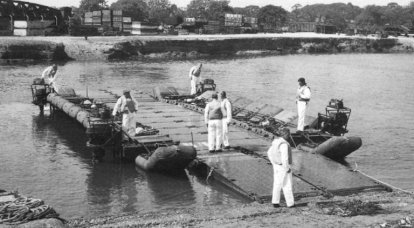 Attraversare i fiumi. Equipaggiamento per pontoni del dopoguerra Royal Engineers