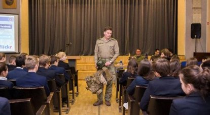 NATO vs. Pushkin: lezioni da "Pace e sicurezza" in una scuola russa