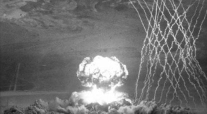 Amerikan aksanıyla Sovyet bombası