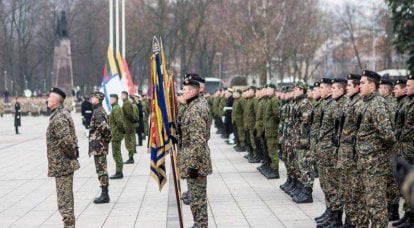 Премьер-министр Литвы: молодёжь бежит за границу от призыва на военную службу