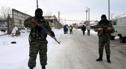 В Хасавюрте штурмуют дом с террористами