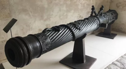 Paris Museum der Armee. Artillerie-Exzesse