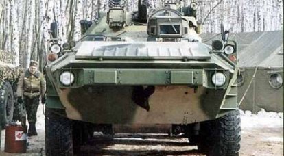 坦克式转弯：回旋镖的机动性是否会超过BTR-90罗斯托克？