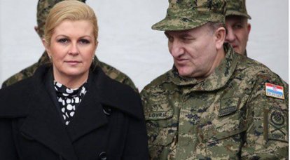 크로아티아 대통령은 군대를 경계 태세로 전환했습니다.