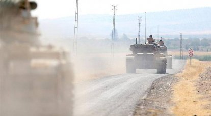 L'armée turque inflige de l'artillerie et des frappes aériennes dans le nord de la Syrie