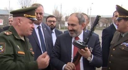 "러시아는 아르메니아 안보의 기초": 예 레반, Gyumri에있는 102 번째 러시아 군사 기지 확장 고려