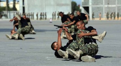 МИД: Британия поможет Ливии, но направлять туда свои войска не будет