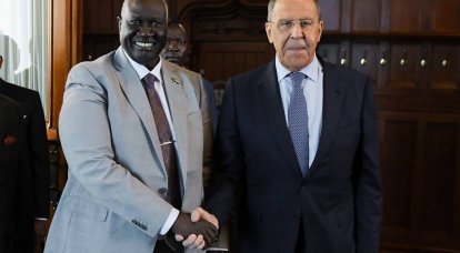 Делегация Судана на встрече с главой МИД РФ попросила помощи в урегулировании конфликта