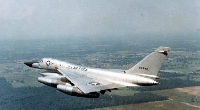 Первый серийный сверхзвуковой бомбардировщик Convair B-58A Hustler