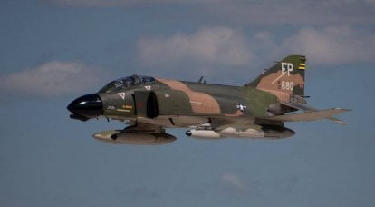 Макдоннелл-Дуглас F-4 Phantom II  «Уходящая легенда»