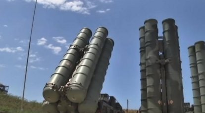 Kırım'da ikili havacılık ve hava savunma tatbikatları başladı