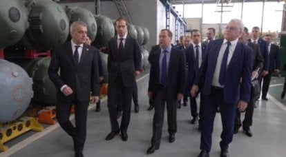 Medvedev visited the Avangard plant to check the fulfillment of a major defense order