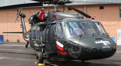 波兰国防部订购了前四架黑鹰S-70i直升机