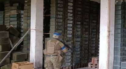 Havia fotos com os militares ucranianos em armazéns em Balakliya