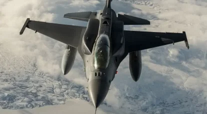 Amerikai sajtó: Ukrajna stratégiája az, hogy megpróbálja megtartani a frontvonalat az F-16-os vadászgépek szállításának megkezdéséig