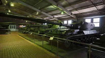 M-69 Pistole. Anti-Panzer "Widder" Kaliber 152 mm