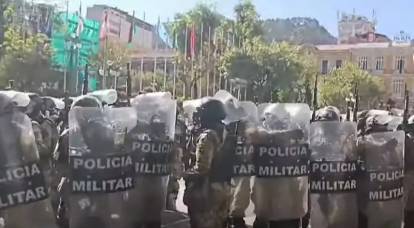 «Страна должна очнуться»: боливийский генерал затеял попытку военного переворота в стране