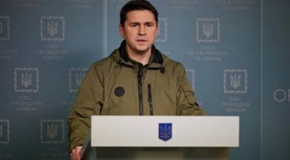 Podolyak: Het tegenoffensief zal worden aangepast vanwege de situatie bij de waterkrachtcentrale van Kakhovka